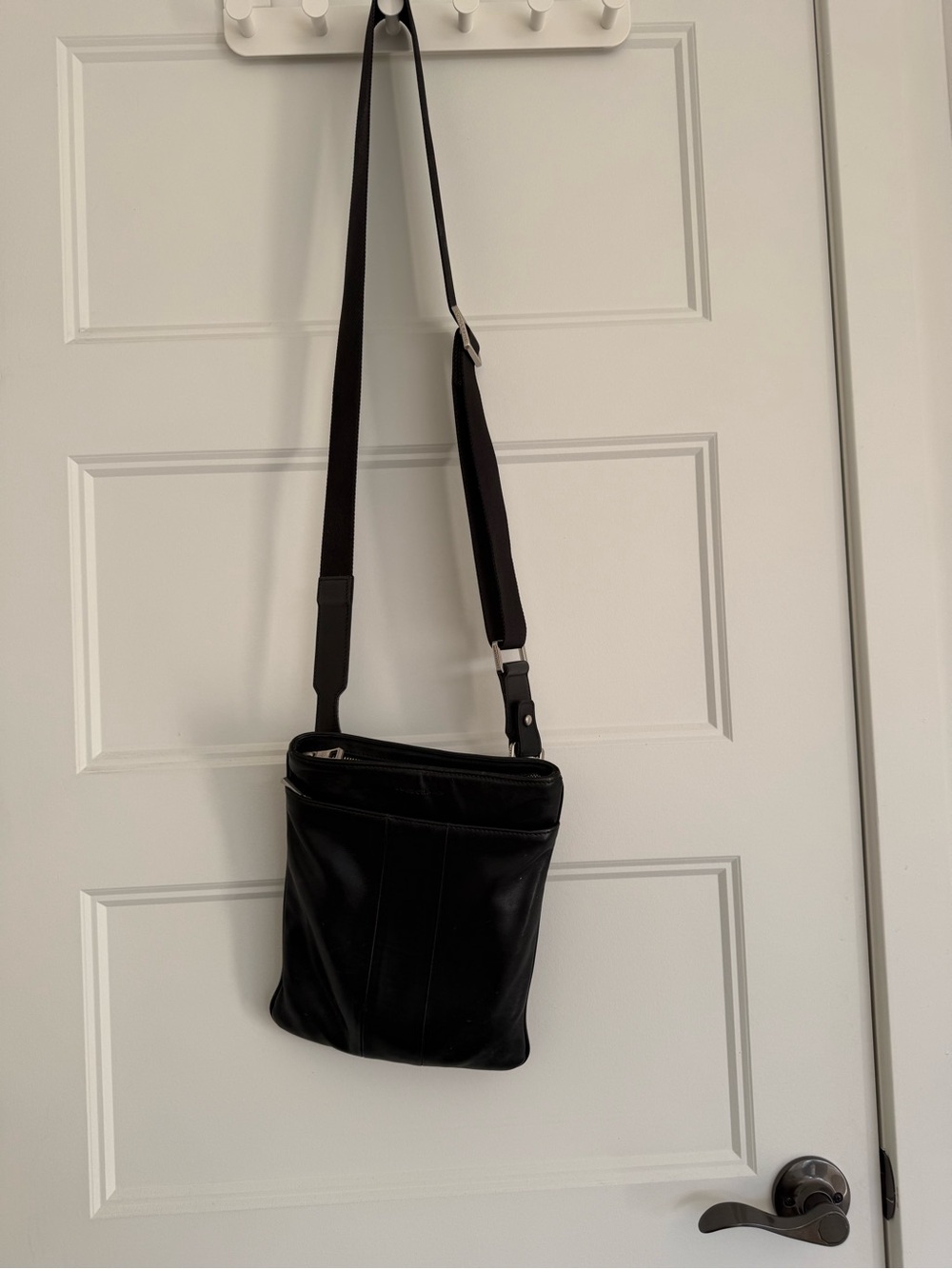 Vintage Longchamp Black Leather Messenger Crossbody